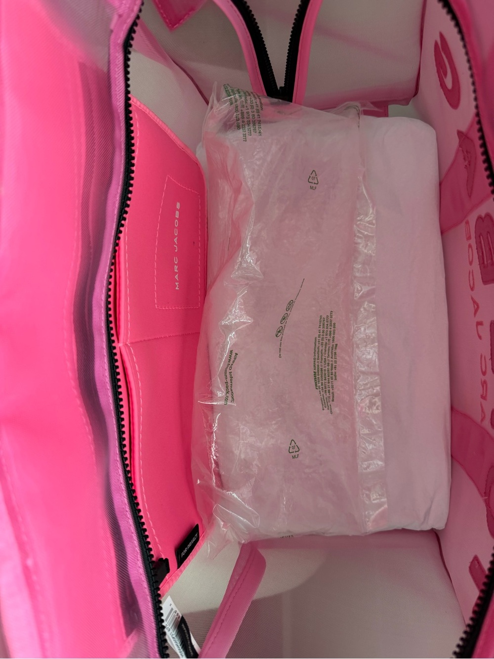 Marc Jacobs Pink Transparent 'The Tote Bag' - Picture 4 of 11